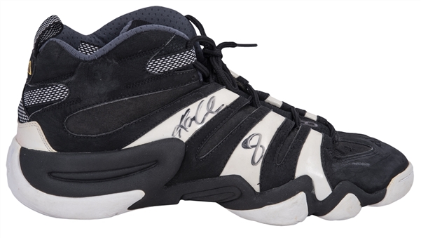 1998 Kobe Bryant Game-Used & Signed Adidas Crazy 8 Sneaker (MEARS & Beckett)